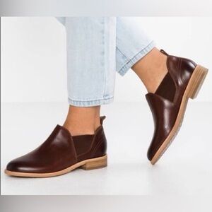 Endevale Page Slip-On Size 8